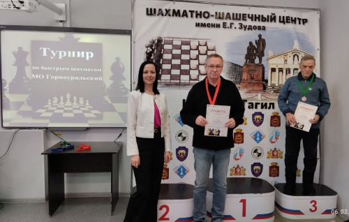 Сегодня в нашем Центре было шумно и многолюдно - все как мы любим  88 участников из 7 территорий МО Горноуральский приняли участие в турнире по быстрым шахматам.